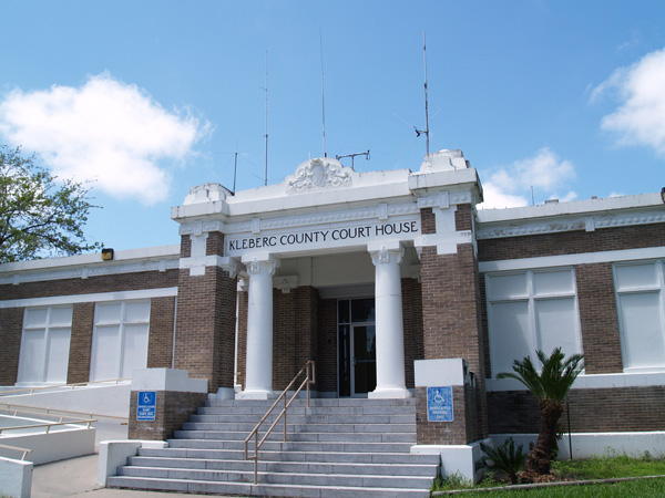 Kleberg-County-Courthouse